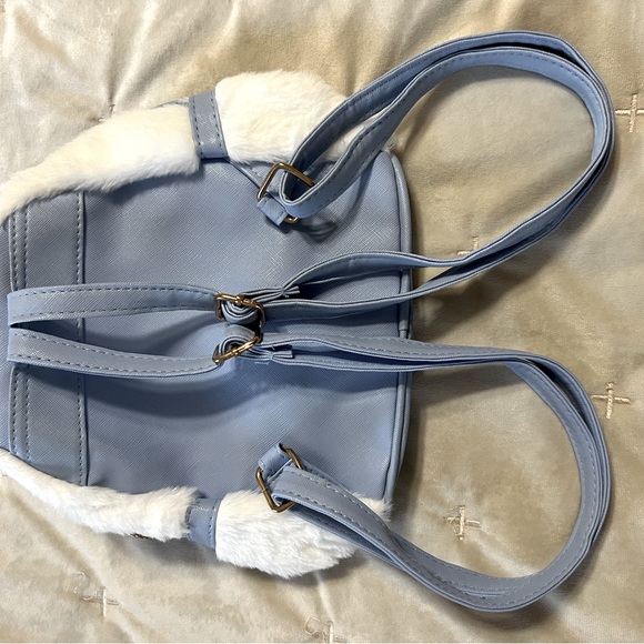 Cinnamoroll Fuzzy Mini Backpack - Picture 2 of 3